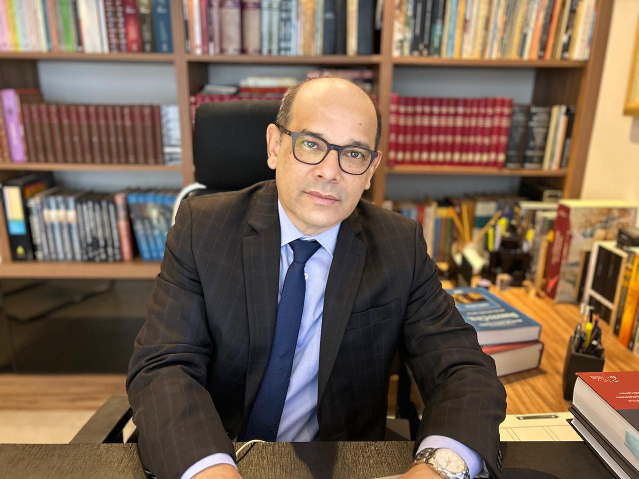 Dr. Gilberto Belafonte Barros